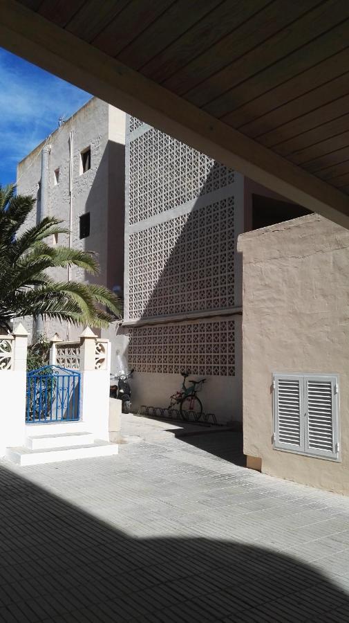 Apartamentos Formentera Copacabana 18 Es Pujols Buitenkant foto